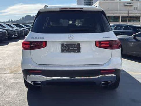 Certified 2025 Mercedes-Benz GLB 250 4MATIC image 6