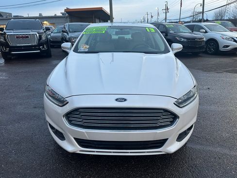 Used 2013 Ford Fusion SE image 3