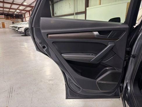 Used 2022 Audi Q5 2.0T Premium Plus image 34