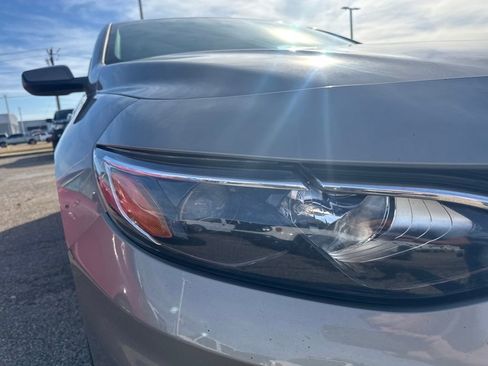 Used 2023 Chevrolet Malibu LT image 22