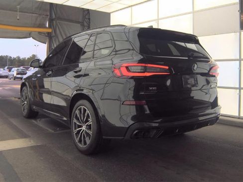 Used 2021 BMW X5 M50i AWD/4WD image 2