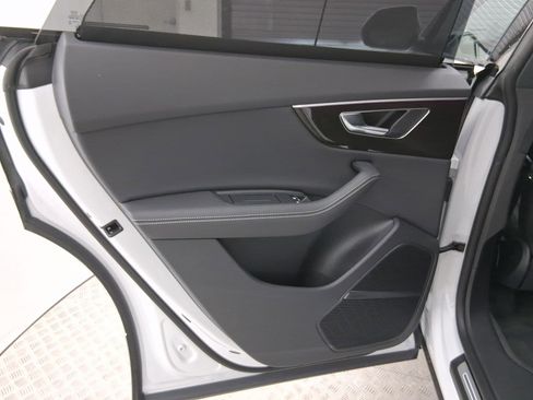 New 2026 Audi Q8 Premium Plus image 28