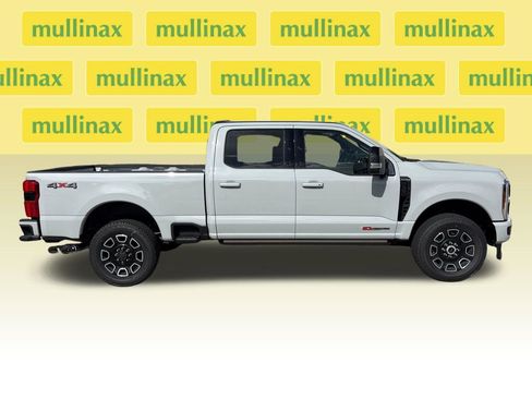 New 2026 Ford F350 Platinum image 2