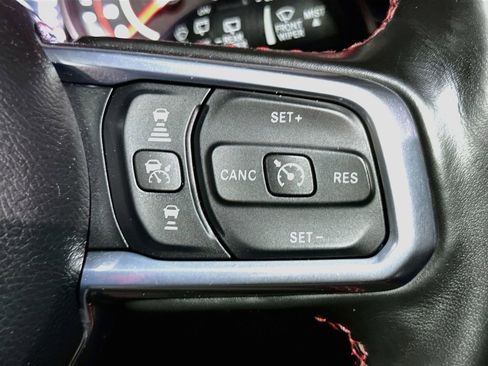 Used 2022 Jeep Wrangler Unlimited Rubicon w/ Cold Weather Group AWD/4WD image 34