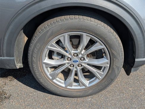 Used 2023 Ford Explorer Limited w/ Equipment Group 301A image 55