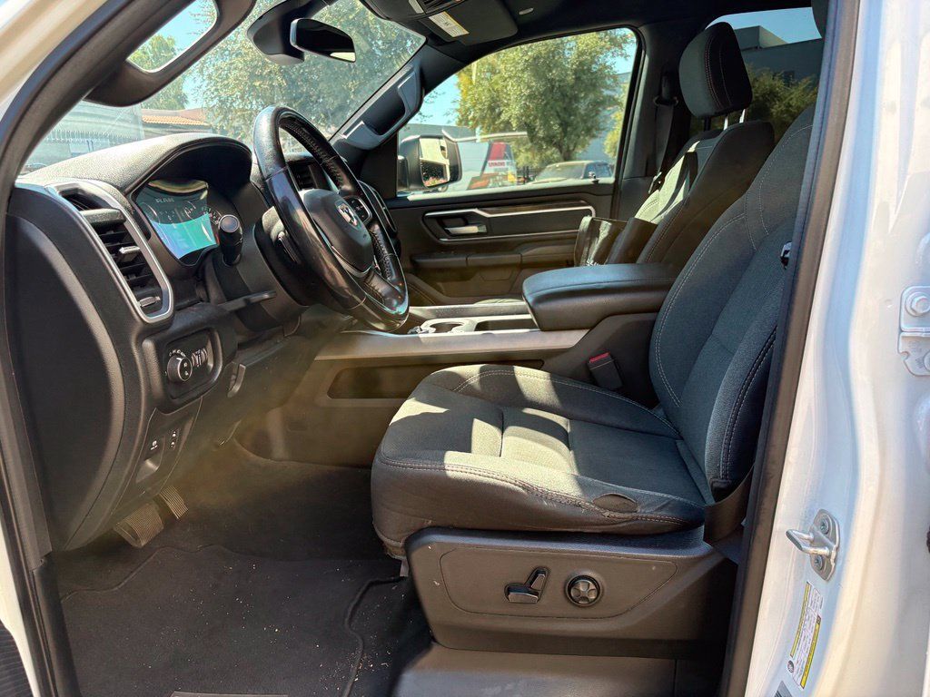 Used 2019 RAM 1500 Big Horn RWD image 9