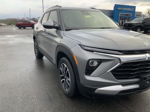 Used 2025 Chevrolet TrailBlazer LT w/ Convenience Package image 15