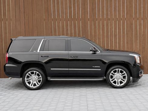 Used 2020 GMC Yukon SLT w/ Premium Edition RWD image 15