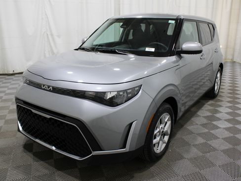 Used 2024 Kia Soul LX w/ Option Group 015 image 34