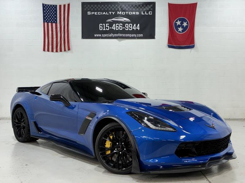 Used 2015 Chevrolet Corvette Z06 w/ 3LZ Preferred Equipment Group RWD image 3