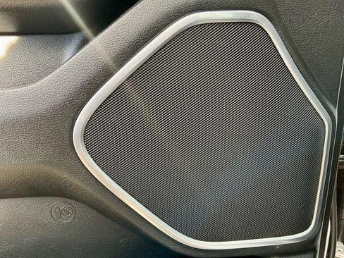 Used 2021 RAM 1500 Laramie image 51