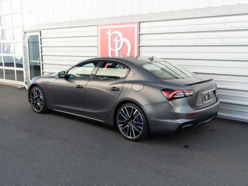 Used 2022 Maserati Ghibli Trofeo image 40