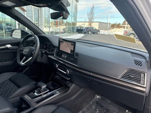 Used 2023 Audi SQ5 Premium Plus w/ Premium Plus Package AWD/4WD image 17