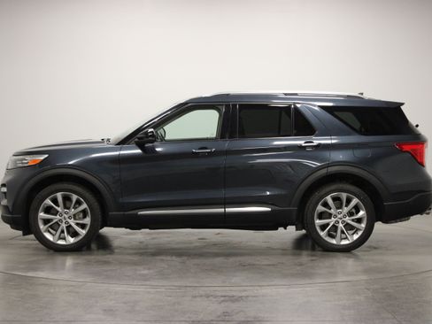 Used 2022 Ford Explorer Platinum w/ Class IV Trailer Tow Package AWD/4WD image 5