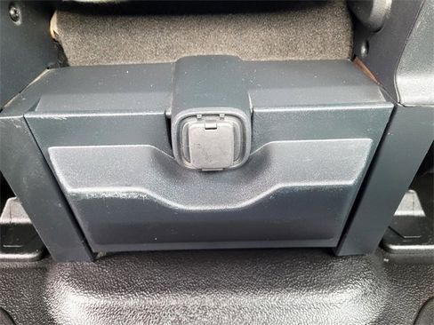 Used 2022 Ford F250 XL w/ Power Equipment Group image 13