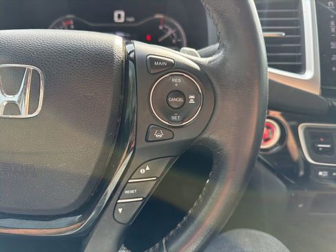 Used 2020 Honda Ridgeline RTL-E image 14