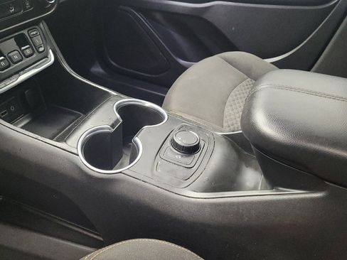 Used 2019 GMC Terrain SLE FWD image 26