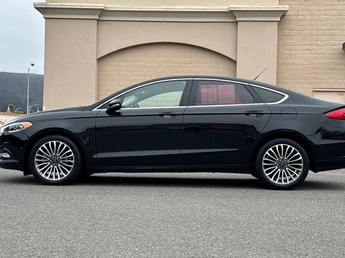Used 2017 Ford Fusion SE w/ Fusion SE Technology Package AWD/4WD image 9