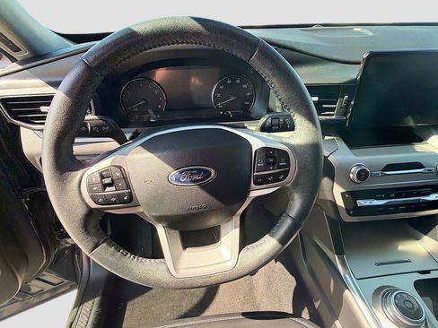 Certified 2023 Ford Explorer XLT w/ Equipment Group 202A image 12