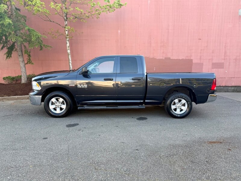 Used 2018 RAM 1500 ST w/ SXT Appearance Group AWD/4WD image 3