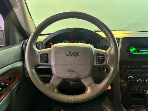 Used 2007 Jeep Grand Cherokee Limited AWD/4WD image 11
