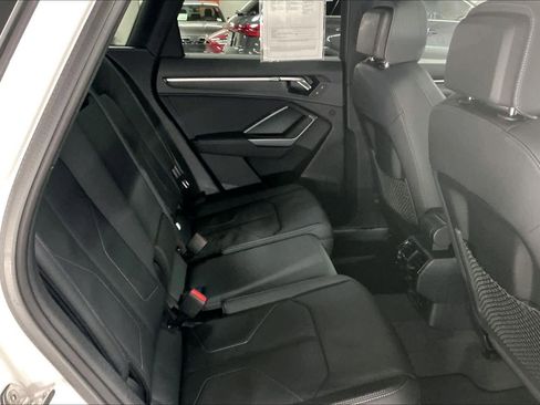 Certified 2025 Audi Q3 2.0T Premium w/ Black Optic Sport Package image 30