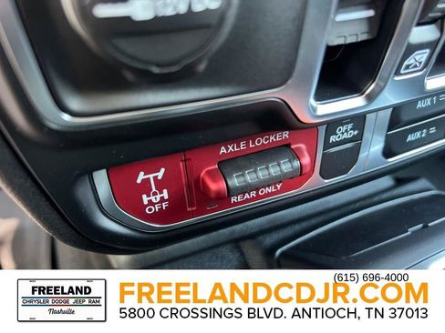 New 2025 Jeep Gladiator Mojave w/ Convenience Group image 15