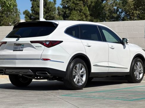 Certified 2026 Acura MDX FWD image 8