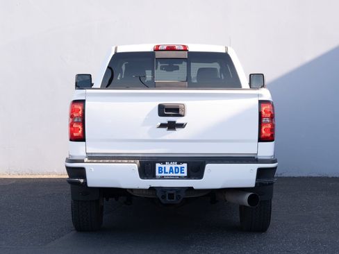 Used 2019 Chevrolet Silverado 3500 LTZ w/ LTZ Plus Package AWD/4WD image 23