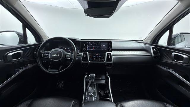Used 2022 Kia Sorento S FWD image 24
