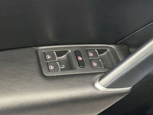 Used 2022 Volkswagen Passat 2.0T SE image 13