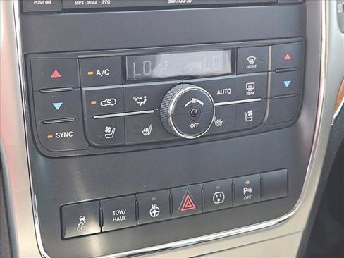 Used 2013 Jeep Grand Cherokee Overland AWD/4WD image 10