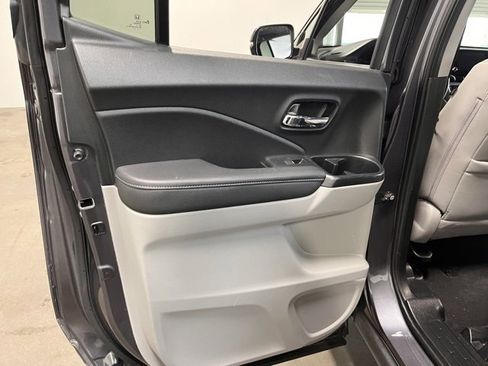 Used 2023 Honda Ridgeline RTL image 17