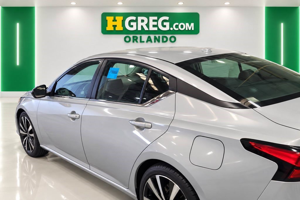 Used 2021 Nissan Altima 2.5 SR FWD image 4