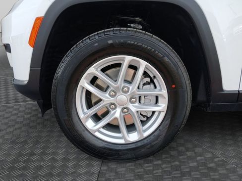 New 2026 Jeep Grand Cherokee L 2WD image 23