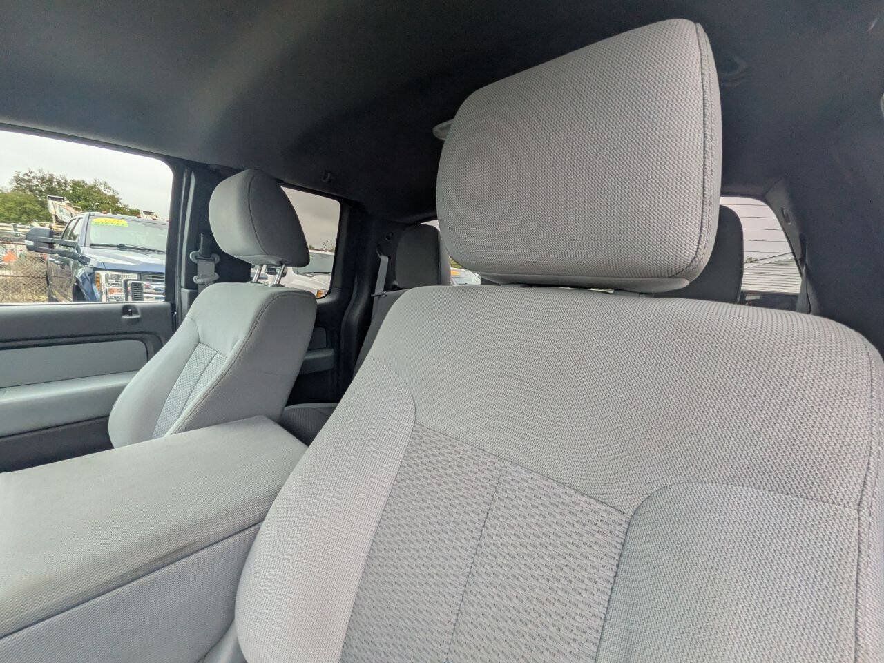 Used 2011 Ford F150 XLT w/ XLT Chrome Pkg RWD image 14