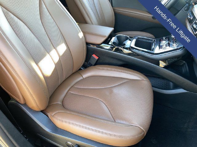 Used 2023 Lincoln Nautilus Reserve w/ Monochromatic Package AWD/4WD image 13