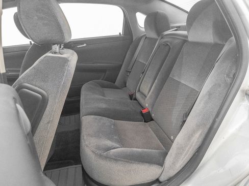 Used 2013 Chevrolet Impala LT w/ LT Sunroof Package image 9