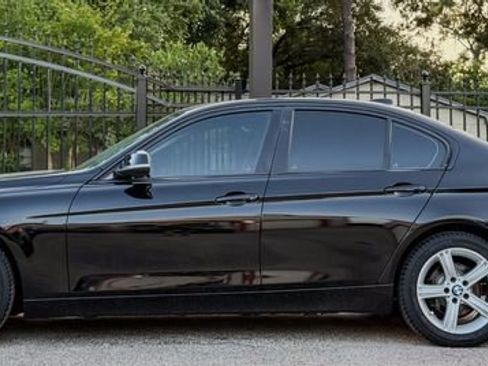 Used 2012 BMW 328i Sedan image 3