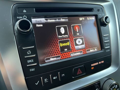 Used 2013 GMC Acadia SLE image 14