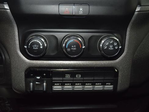 Used 2022 RAM 3500 Tradesman AWD/4WD image 25