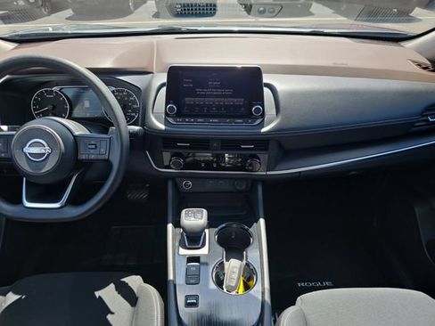 Used 2023 Nissan Rogue S FWD image 15