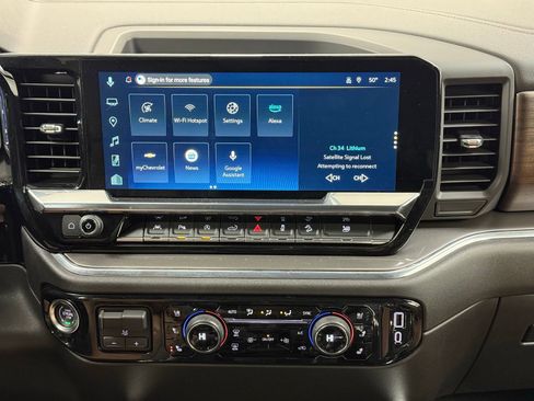 Used 2025 Chevrolet Silverado 1500 High Country w/ Technology Package image 31