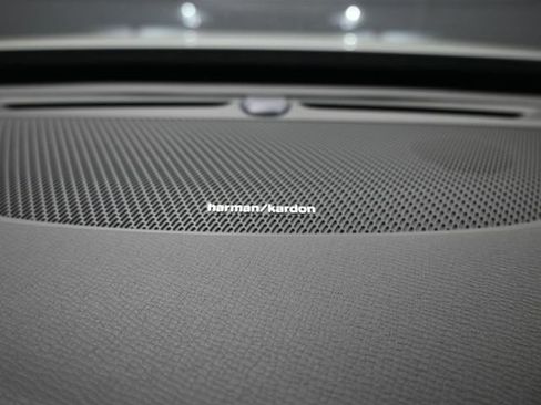 Used 2024 Volvo XC90 B5 Plus w/ Protection Package Premier image 30