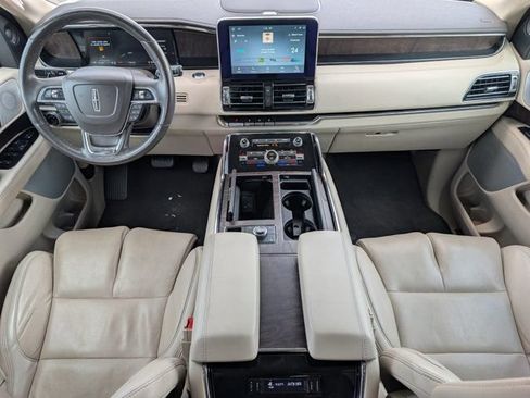 Used 2020 Lincoln Navigator Reserve w/ Luxury Package AWD/4WD image 5