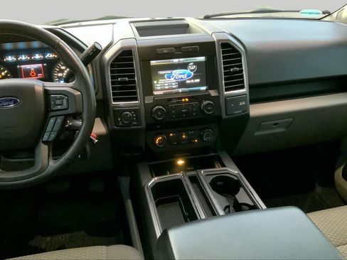 Used 2015 Ford F150 XLT w/ Equipment Group 302A Luxury AWD/4WD image 6