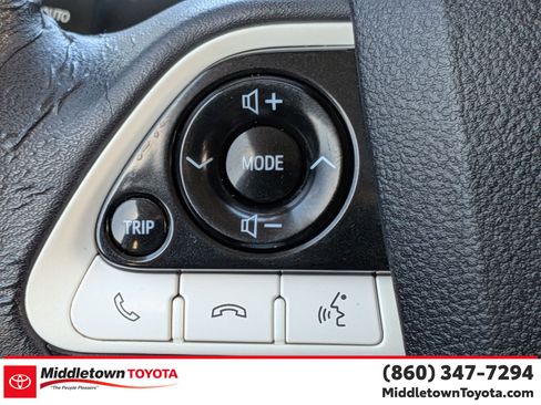 Used 2017 Toyota Prius Prime Premium FWD image 19