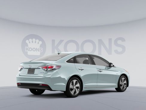 Used 2016 Hyundai Sonata Limited w/ Option Group 04 FWD image 4
