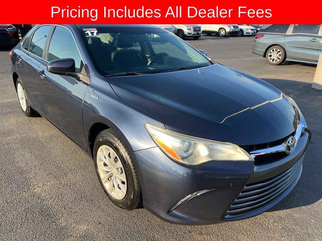 Used 2017 Toyota Camry LE FWD image 35