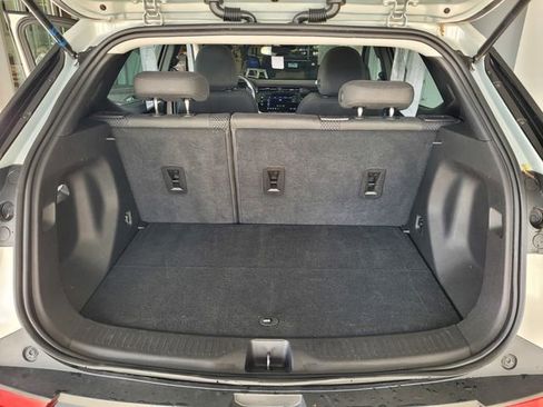 Used 2023 Chevrolet Bolt EUV LT w/ Driver Confidence Package image 26